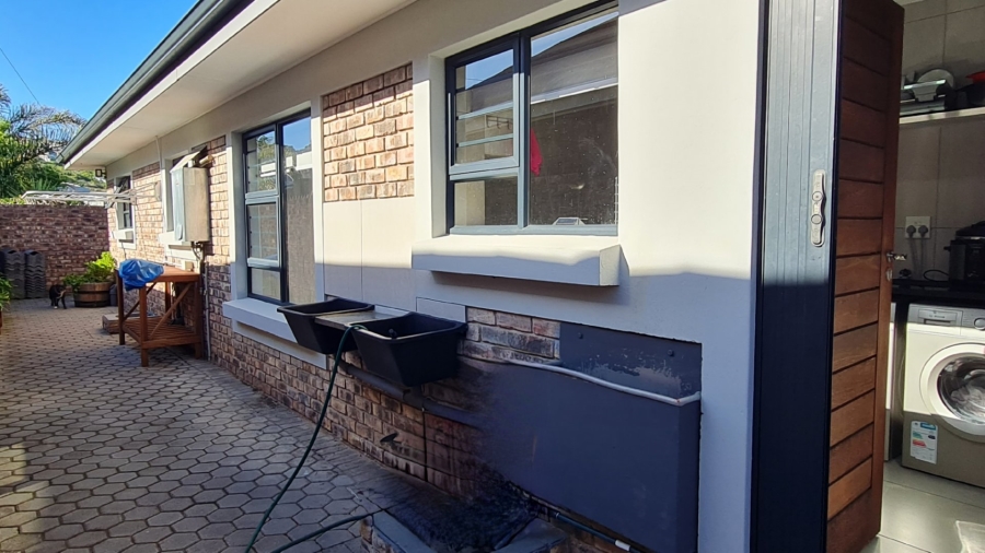 3 Bedroom Property for Sale in Dana Bay Western Cape